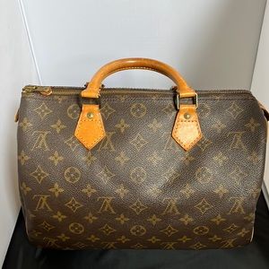 Louis Vuitton Speedy 30